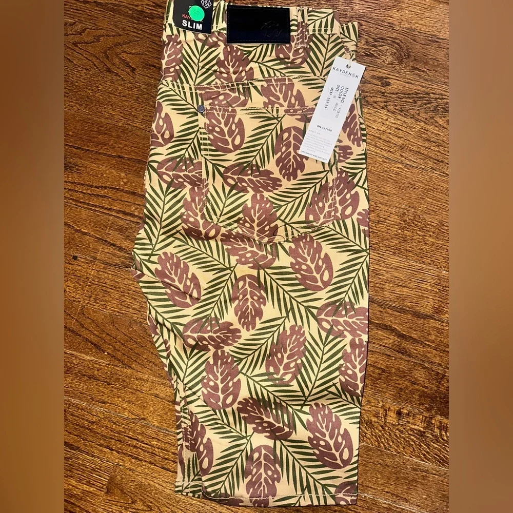 Kayden K Wood Leaf Palm Pocket Shorts Sizes 36 Slim - NWT